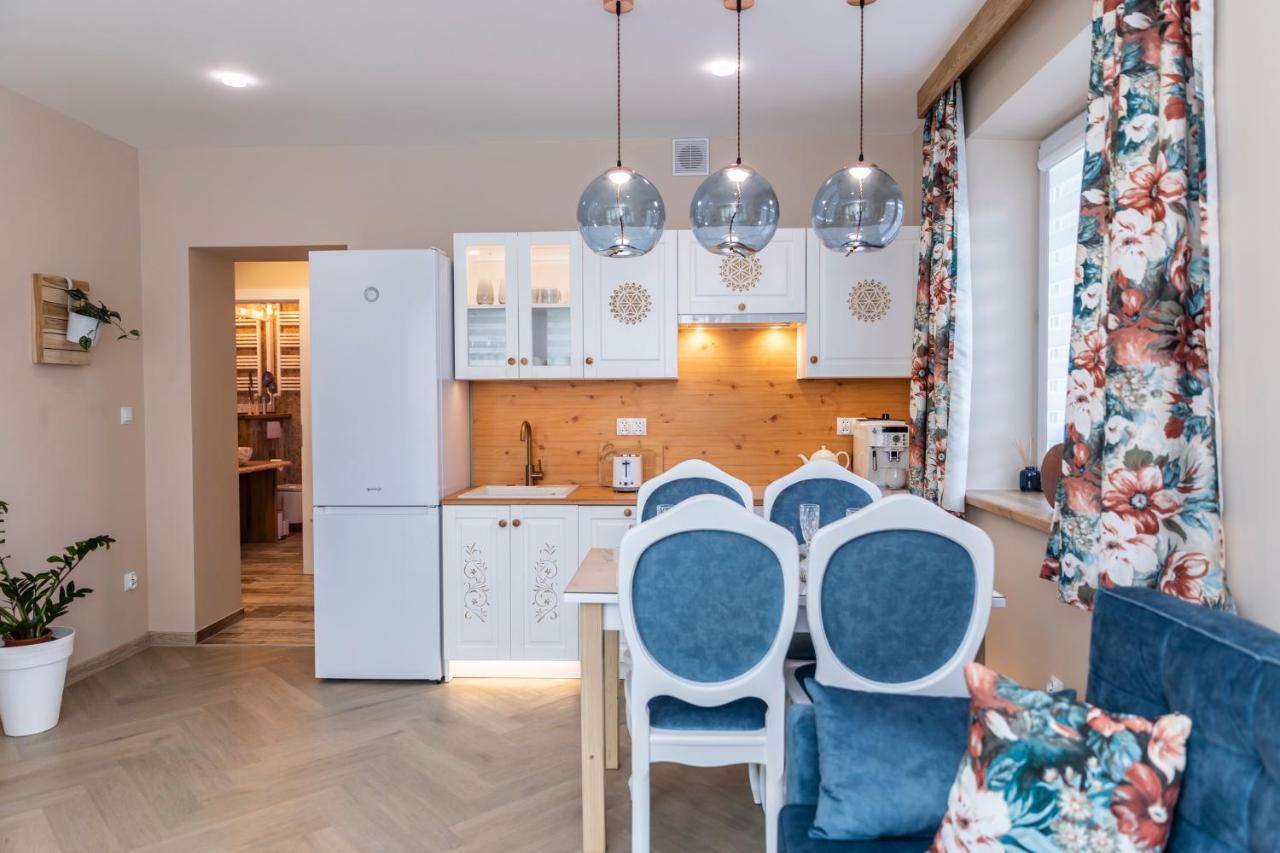 Bunia W Zakopanem Z Jacuzzi Apartment Bagian luar foto