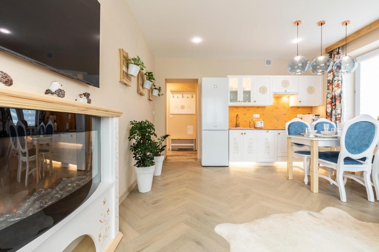 Bunia W Zakopanem Z Jacuzzi Apartment Bagian luar foto
